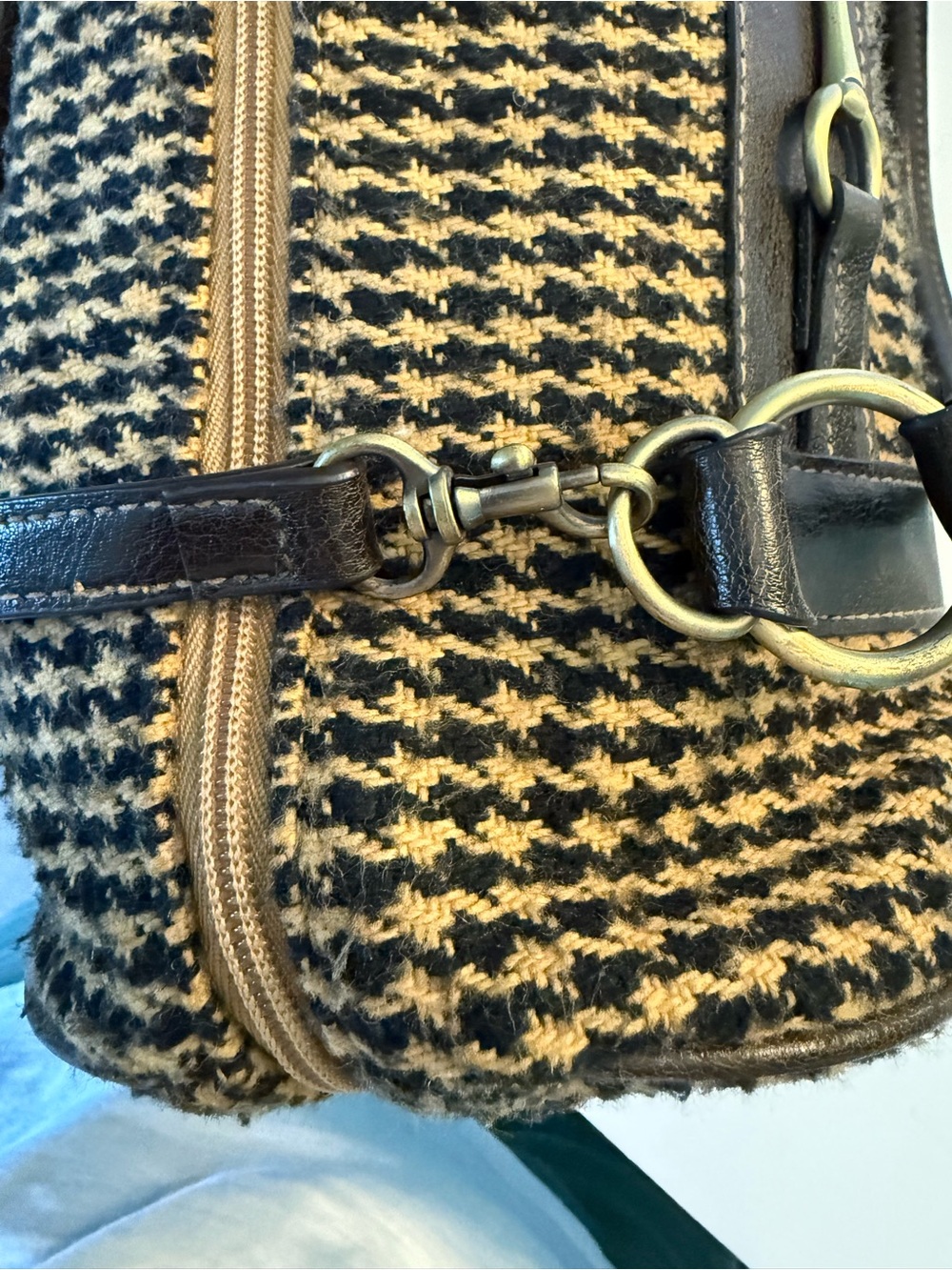 Vintage Houndstooth Hobo Satchel in Brown and Tan with Brass Accents - Picture 16 of 16